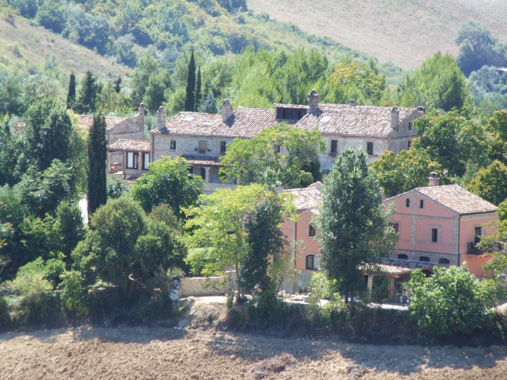 Agriturismo La Campana Villa Montefiore dellʼAso Eksteriør billede