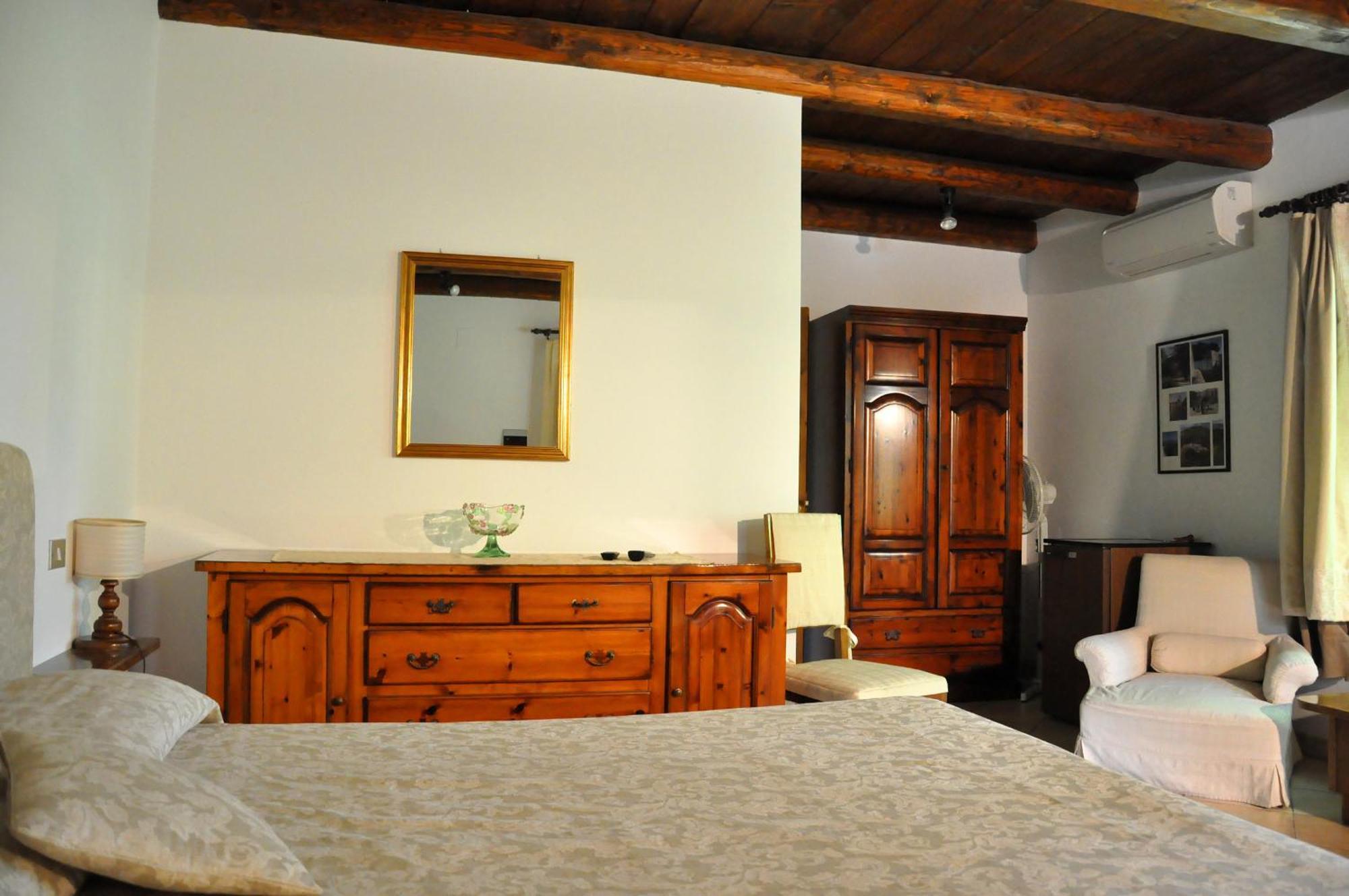 Agriturismo La Campana Villa Montefiore dellʼAso Værelse billede